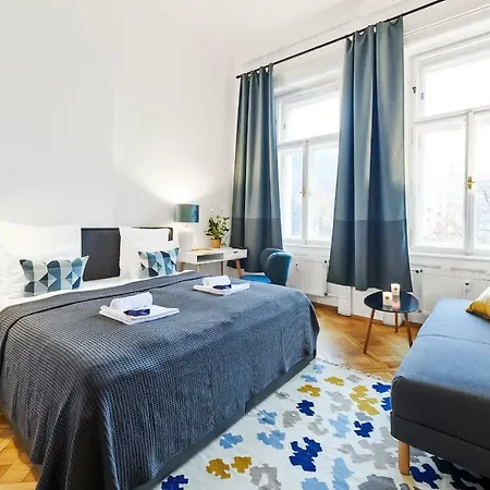 Apartment Royal Route Lesser Town Prague