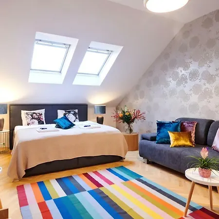 Royal Route Lesser Town Apartment Prague