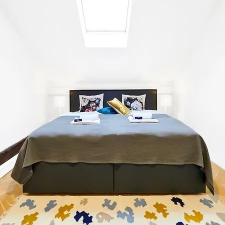 Apartment Royal Route Lesser Town Prague