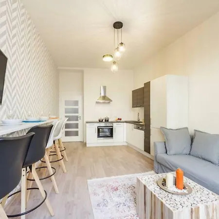 Crown Apartamento *