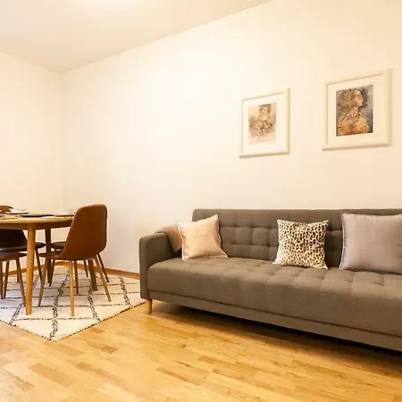 Apartment Expat House