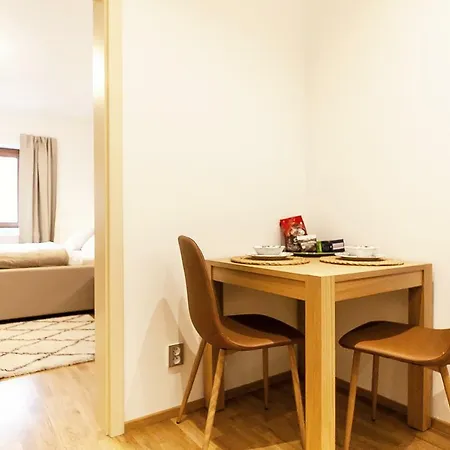 Expat House Apartment *