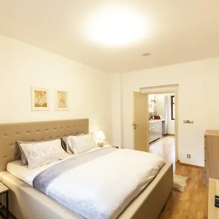 Apartment Expat House Prague