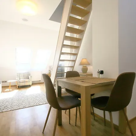 Apartment Expat House *