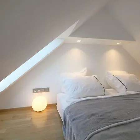 Expat House * Prague