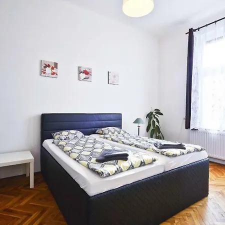 Spacious Cozy In Centre Prague