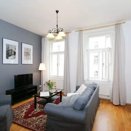 Vinohrady Sazavska Apartment