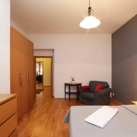 Vinohrady Sazavska Apartment
