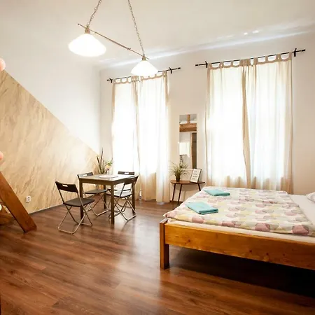 Wow Wow Apartment *