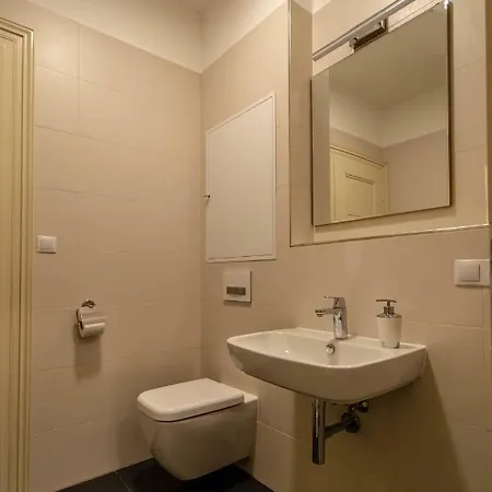Design 3bdr In Residence, Free Parking Apartment