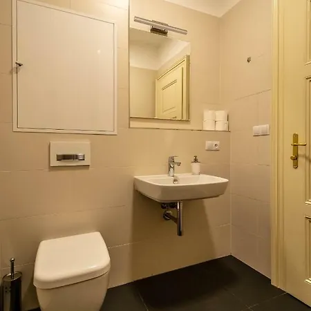 Design 3bdr In Residence, Free Parking *
