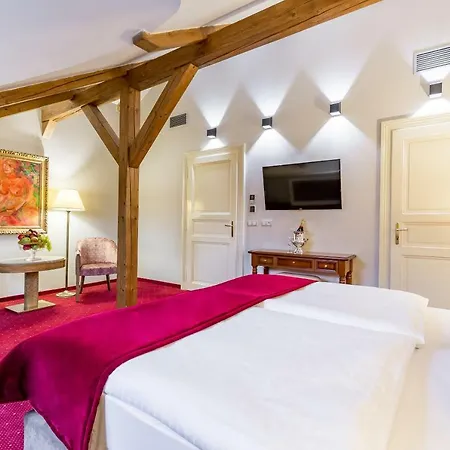 Caruso Old Town Hotel