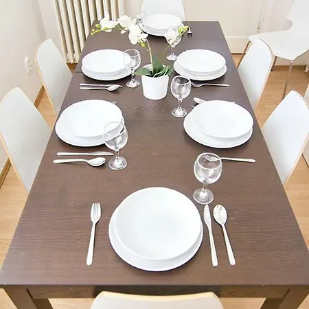 Apartment With 2 Bathrooms- 5 Minutes From Old Town - 102 M2
