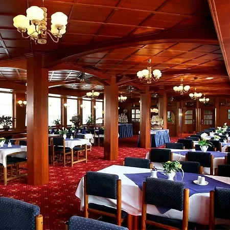 Bådhotel Albatros 3*