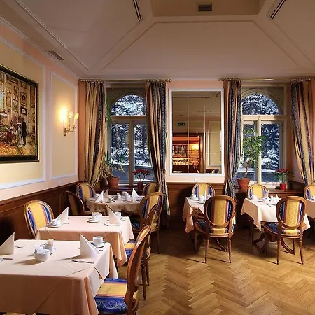 Kinsky Fountain Hotel 4*