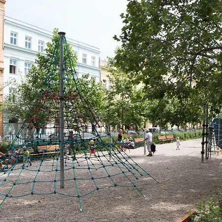 Karlin 3* Praha