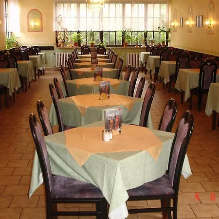 Ea Jasmín Hotel