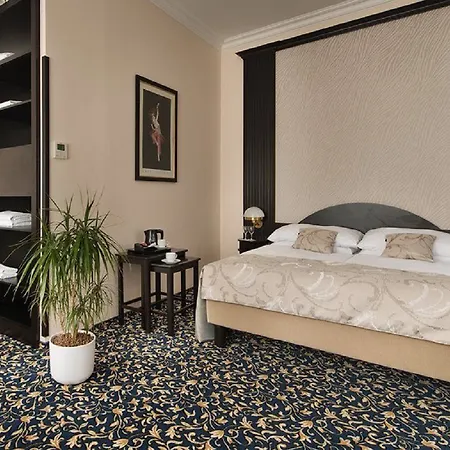 Hotel Ea Royal Esprit