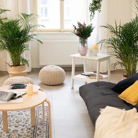 Aparthotel L.i.a S.r.o Prague