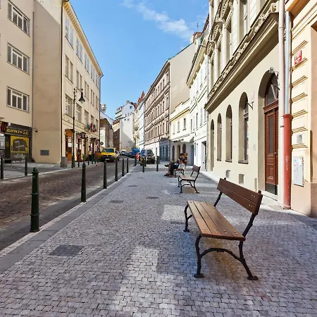 Apartment Lovely - Truhlarska *