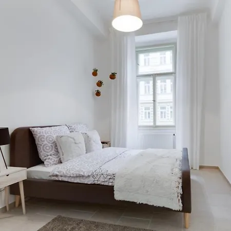 Aparthotel L.i.a S.r.o