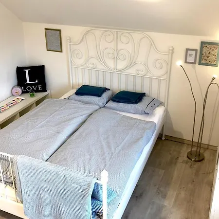 Emma&peter's Homestay Prague