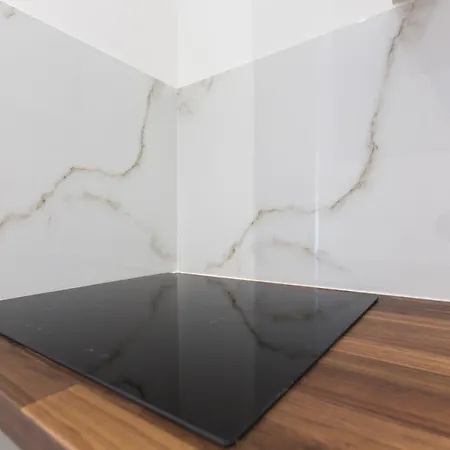 Free Days Luxury Apartment *