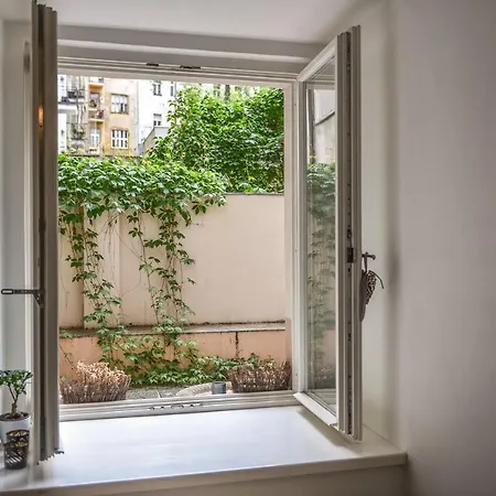 Apartment Quiet In The Center With Own Terrace