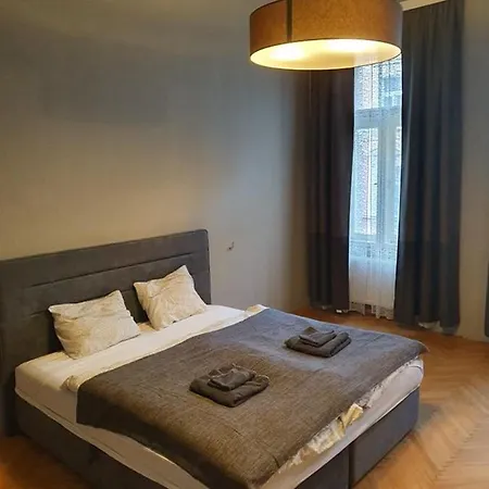 Apartment Americka 25, 2 Vinohrady *