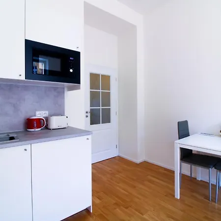 Bouquet Apartment