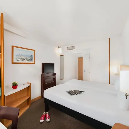 Ibis Mala Strana Hotel