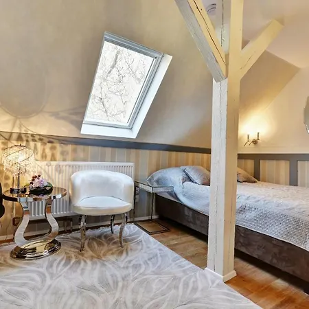 Wellness & Boutique Pod Lipkami 4* Prague