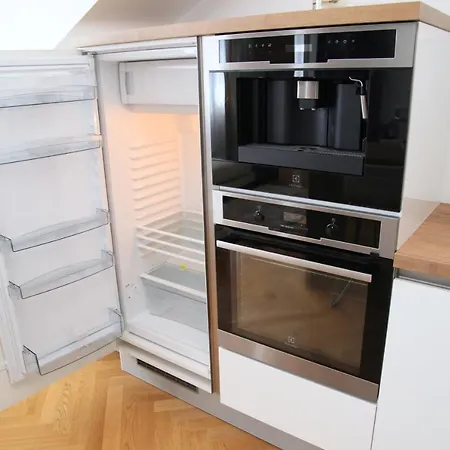 Apartment Smichov Praguestars Prague