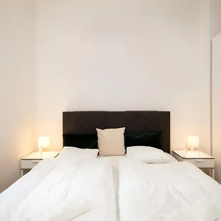Park Karlin Apartment Prague