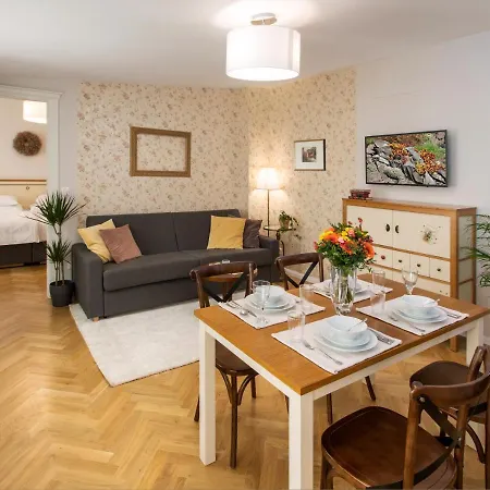 Seno6 Apartamento