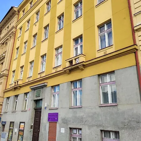 Apartment 3bdr Center Ruterra