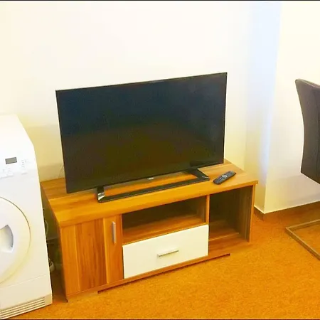 Vltava Apartment *