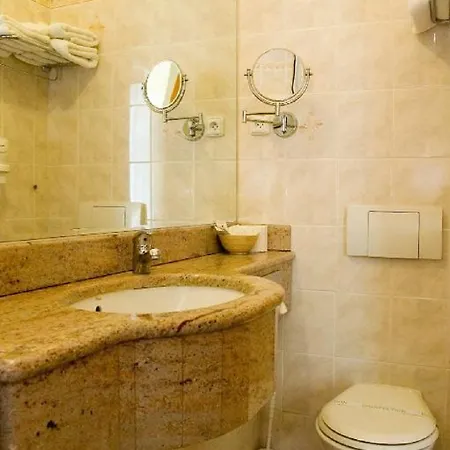 Andel Hotel 3*