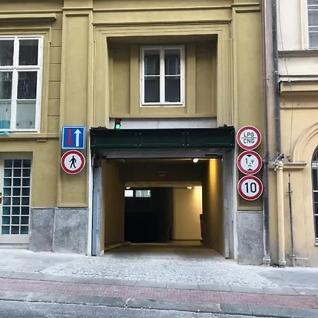 Apartment The Dante - Family With Free Parking *
