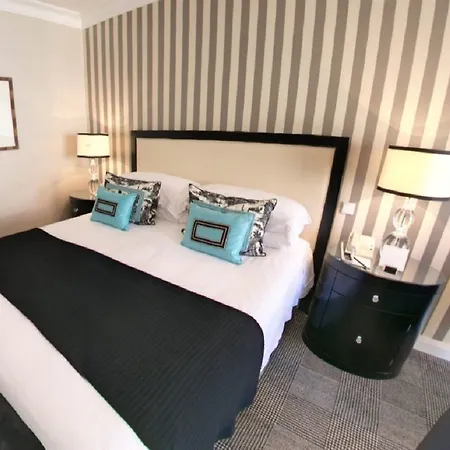 Four Seasons 5*