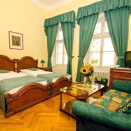 Josephine Old Town Square - Czech Leading Hotell 4*