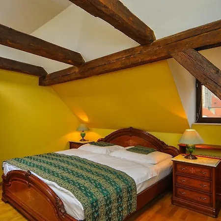 Hotell Josephine Old Town Square - Czech Leading 4*