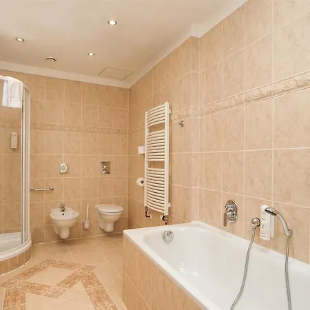 Hotell Josephine Old Town Square - Czech Leading 4*