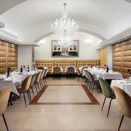 Отель Kosher King David Прага
