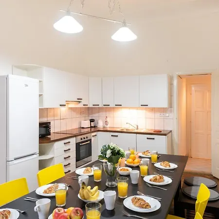 Gorazdova Apartment *