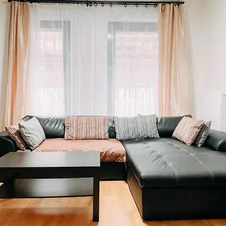 Apartment Enjoy In Garden