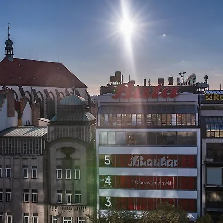 Wenceslas Square Terraces Apartment
