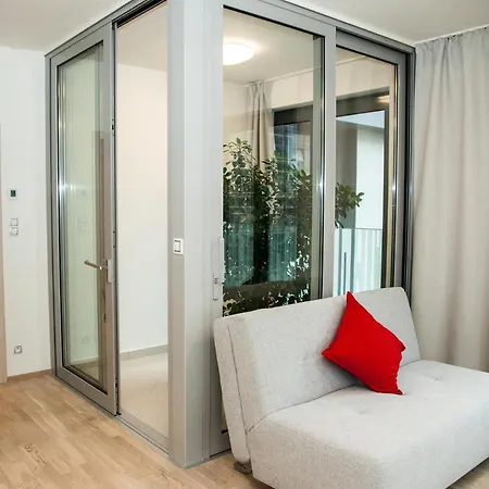 006 Angel Apartment *