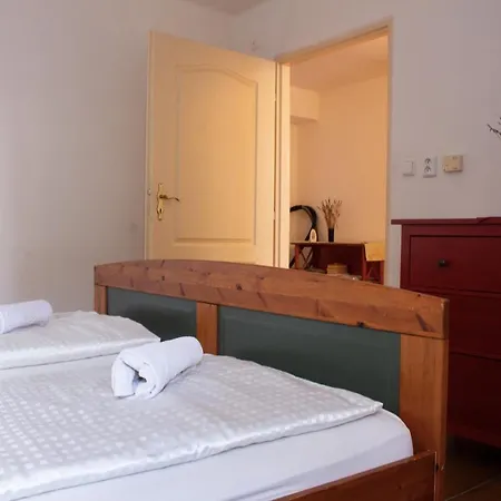 Apartment Vlasska Prague