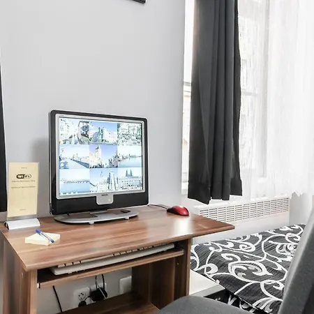 Letna Apartment *